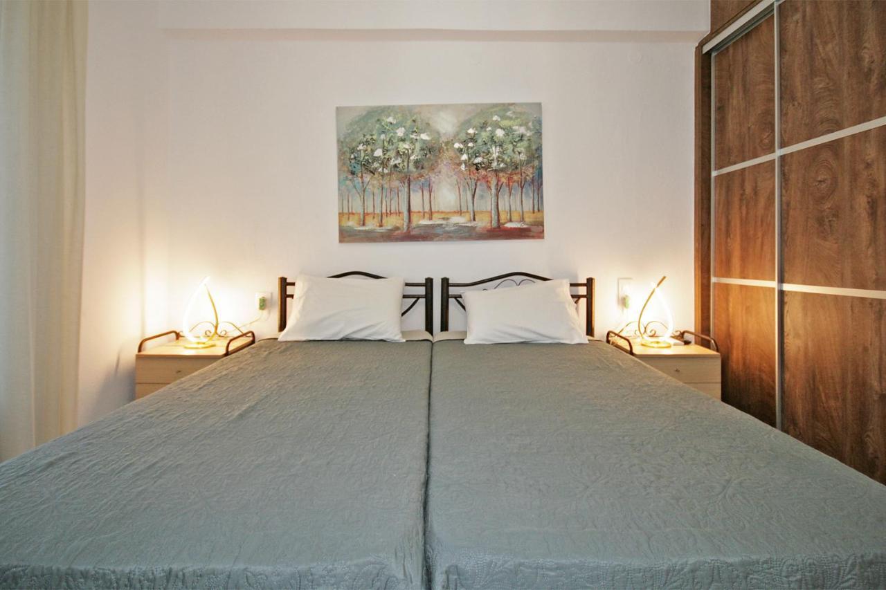Villa Angela 보우르보우로우 외부 사진